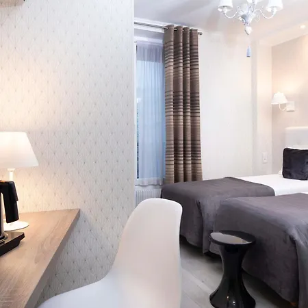 De Geneve 3*