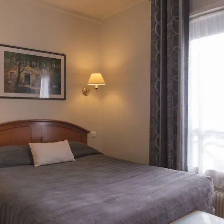 格内夫酒店 酒店 3*