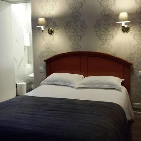 De Geneve Париж