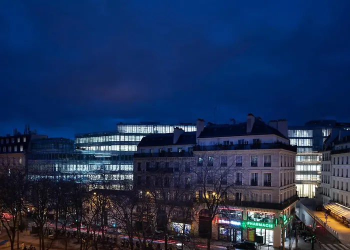 De Geneve Париж