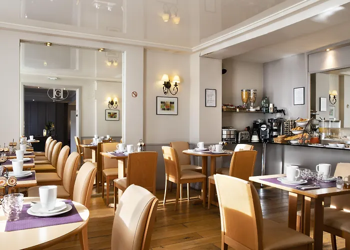 Отель De Geneve