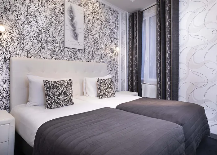 De Geneve 3* Париж