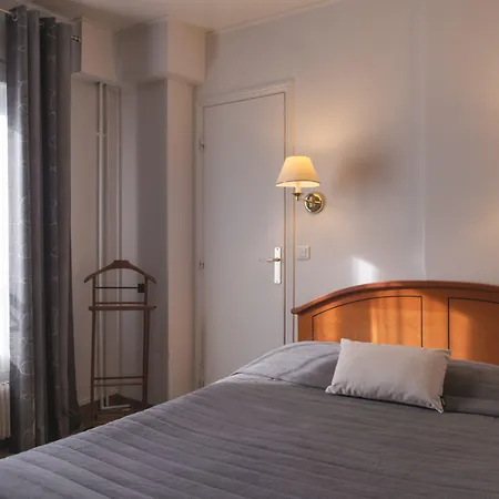 Hotel De Geneve Paris